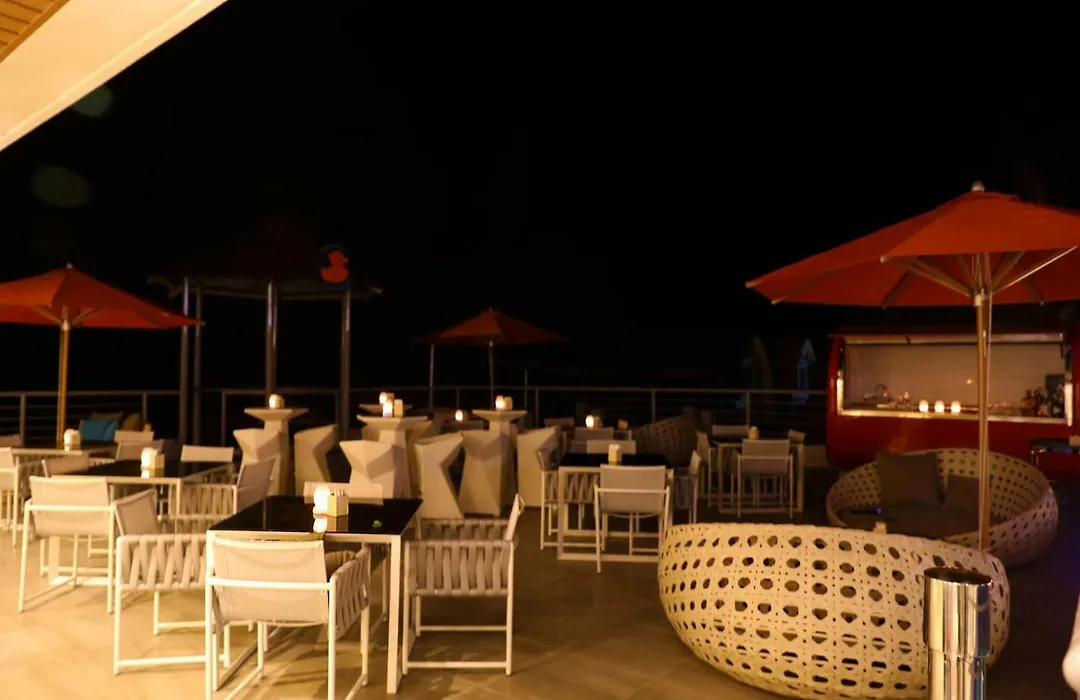 Destino Beach Club Dive Resort And Hotel-1